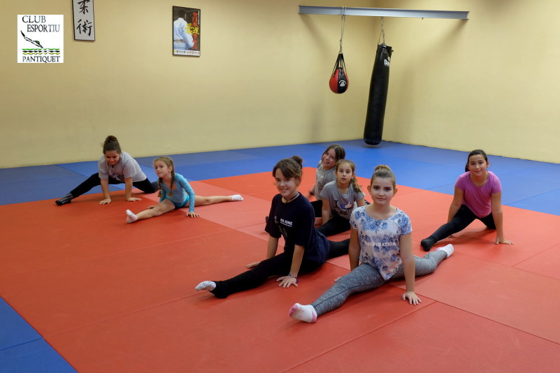 GIMNASIA RÍTMICA al Club Esportiu Pantiquet ya!!! NUEVA ACTIVIDAD en Mollet del Vallès,Barcelona